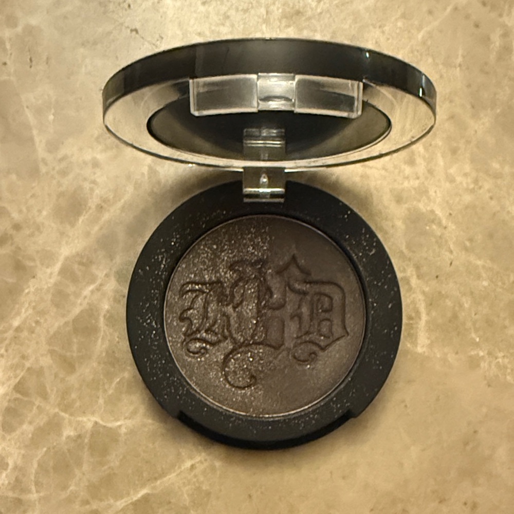 Kat Von D Rock 'n' Roll Eyeshadow Duo in Riff Raff